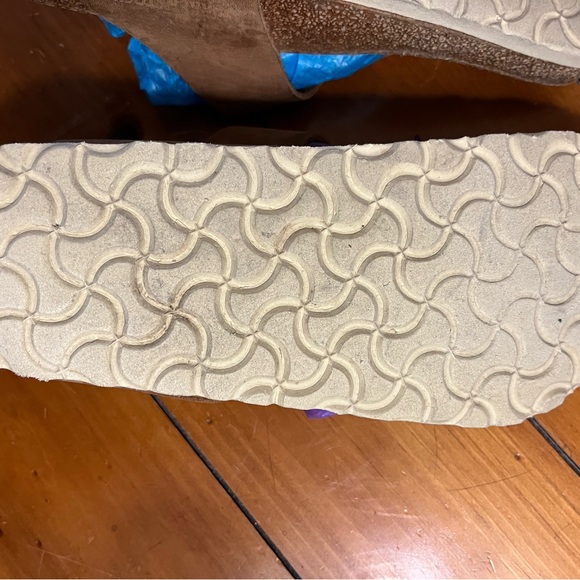 Very Nice Birkenstock leather sandal sz38 - Picture 9 of 12